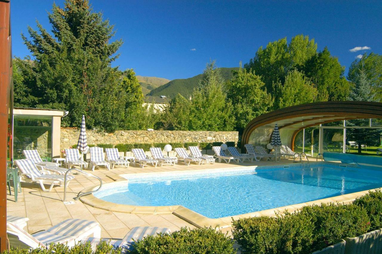 Logis Hotel Restaurant Planes Сайагуз Экстерьер фото